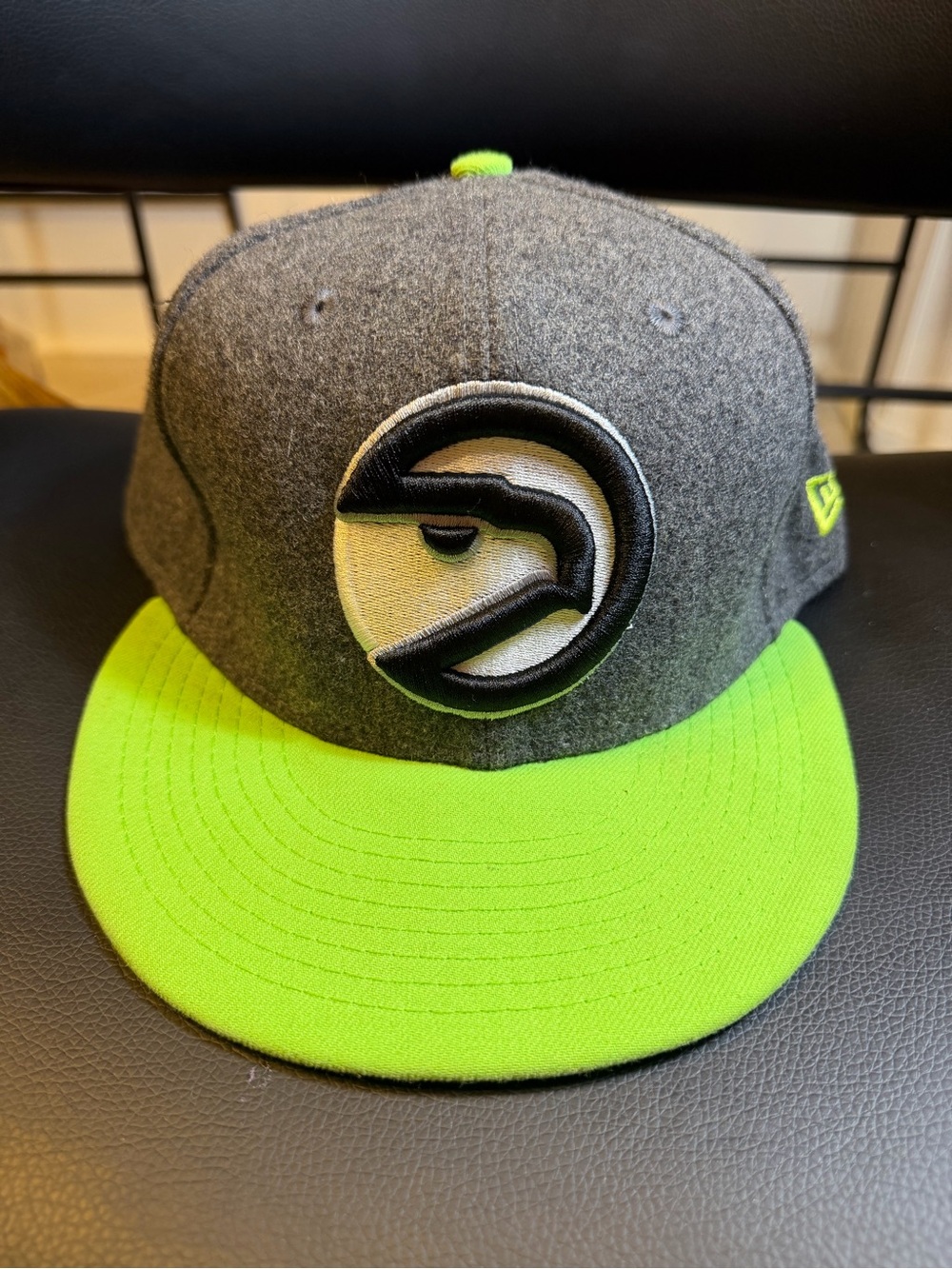New Era 9Fifty Atlanta Hawks Wool Snapback Hat M-L